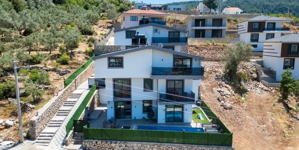 Property in Uzumlu